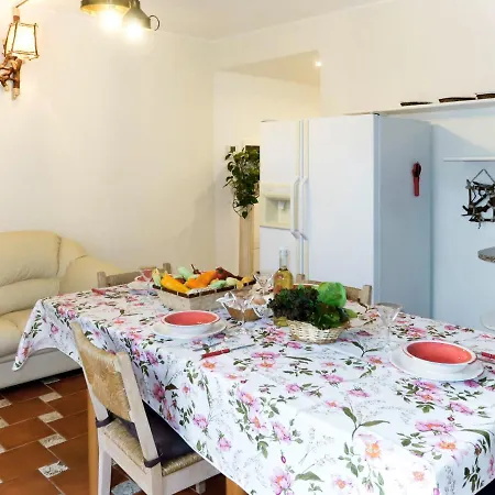 Locazione Turistica Morghetta *